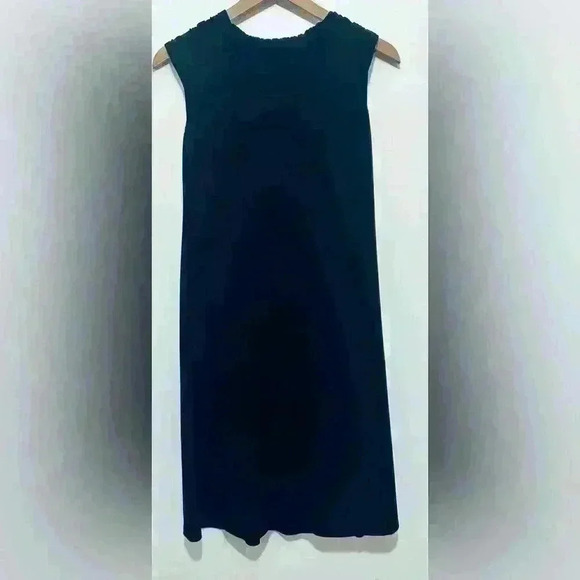 Evan-Picone Simple Little Black Dress, Scoop Neck, Sleeveless, Women’s Size 4 - Picture 2 of 8